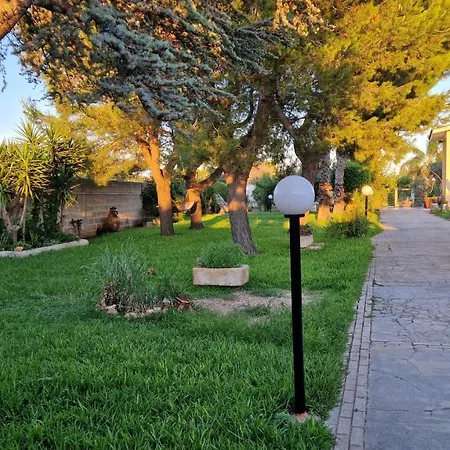 Linda * Dragoni (Apulia)